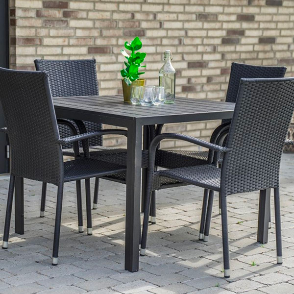 Jak vybrat venkovní židle a stoly pro restaurační zahrádky_5